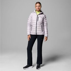 Women's Arctic Crest™ Down Hooded
Jacket. Size XL. Color Lavender Pearl.